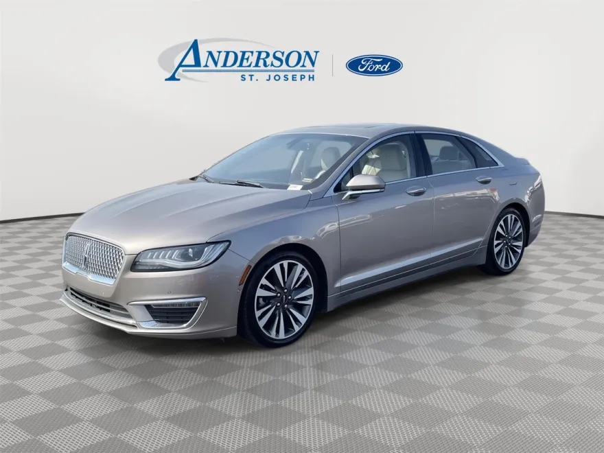 2020 Lincoln MKZ Reserve photo 1