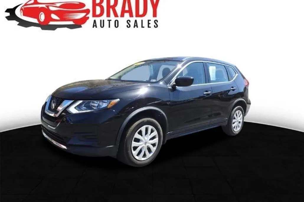 2018 Nissan Rogue SV photo 1