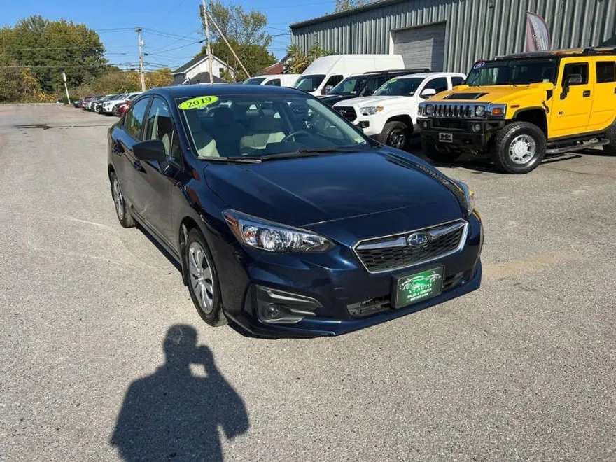 2019 Subaru Impreza 2.0i photo 1