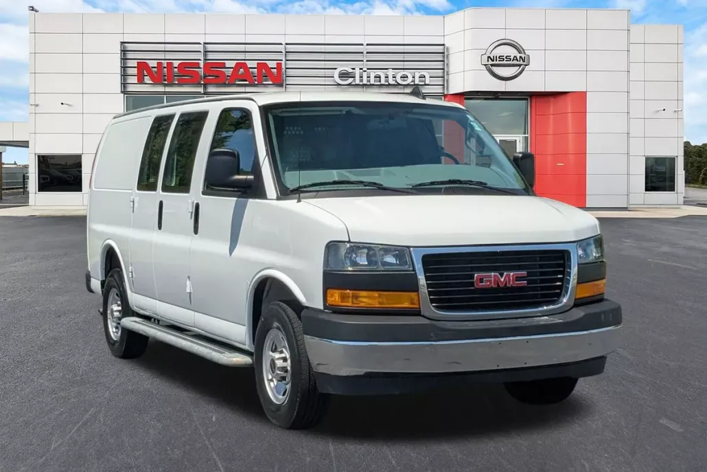 2023 Gmc Savana 2500 Cargo photo 1