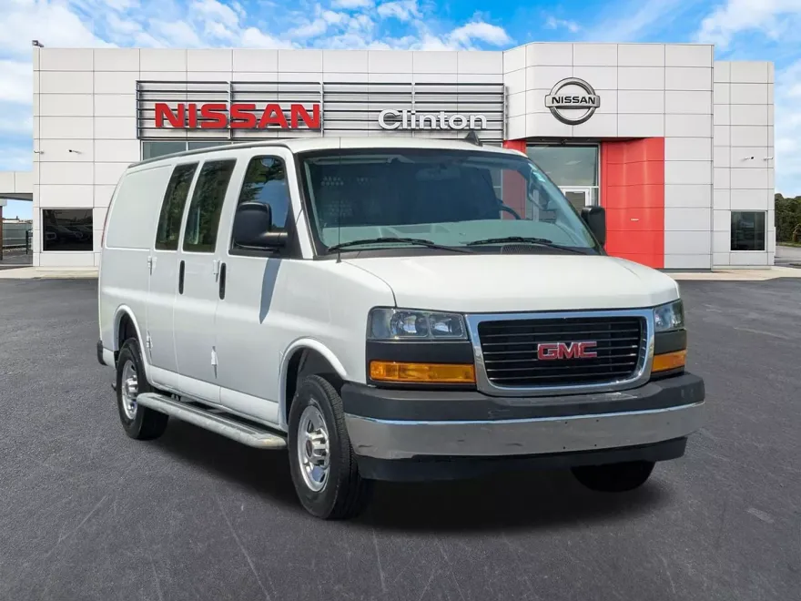 2023 Gmc Savana 2500 Cargo photo 1