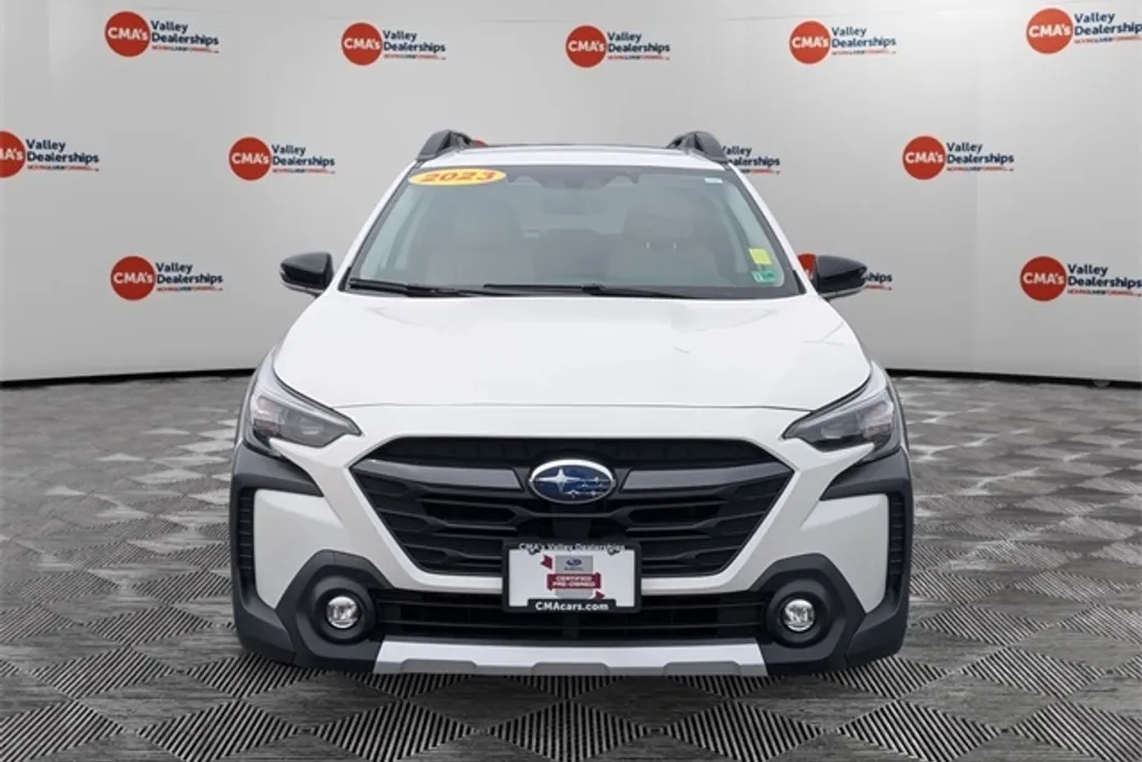 2023 Subaru Outback Limited photo 1