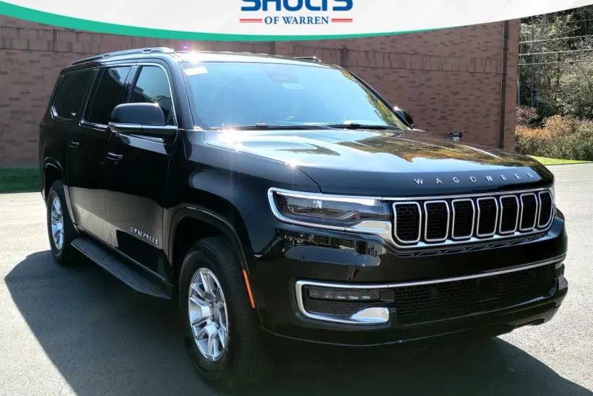 2024 Jeep Wagoneer L Base photo 1