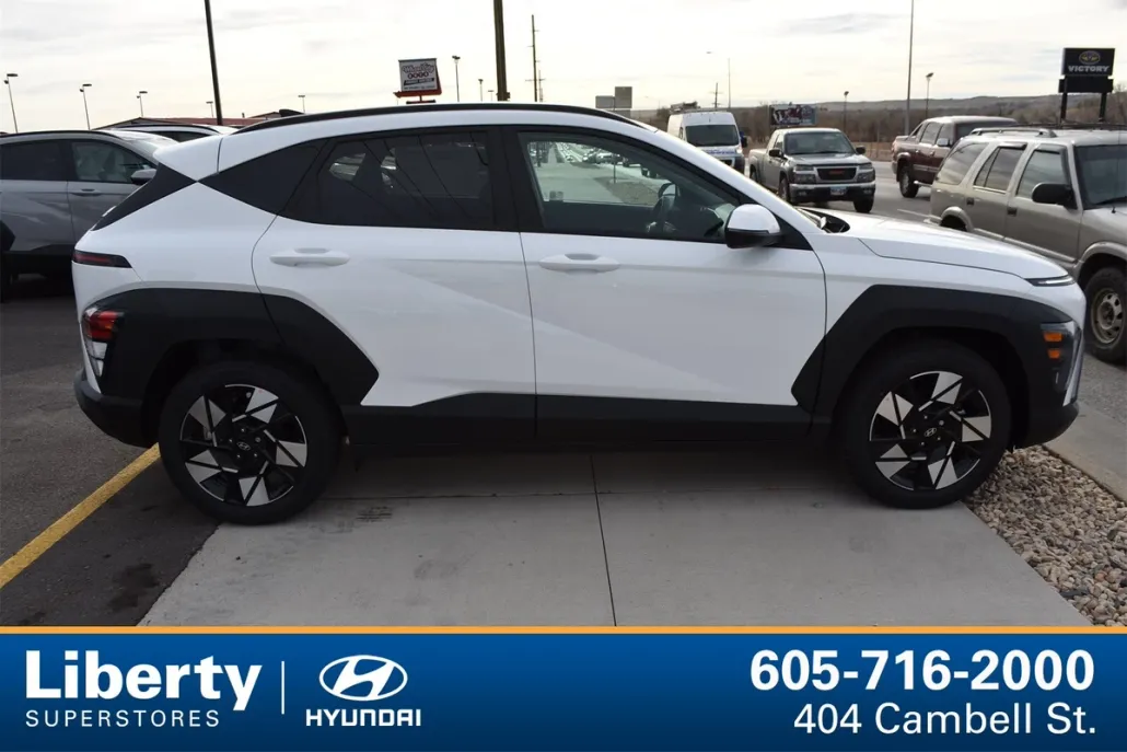 2024 Hyundai Kona SEL photo 1