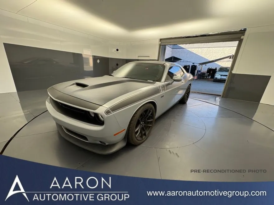 2021 Dodge Challenger R/T Scat Pack photo 1
