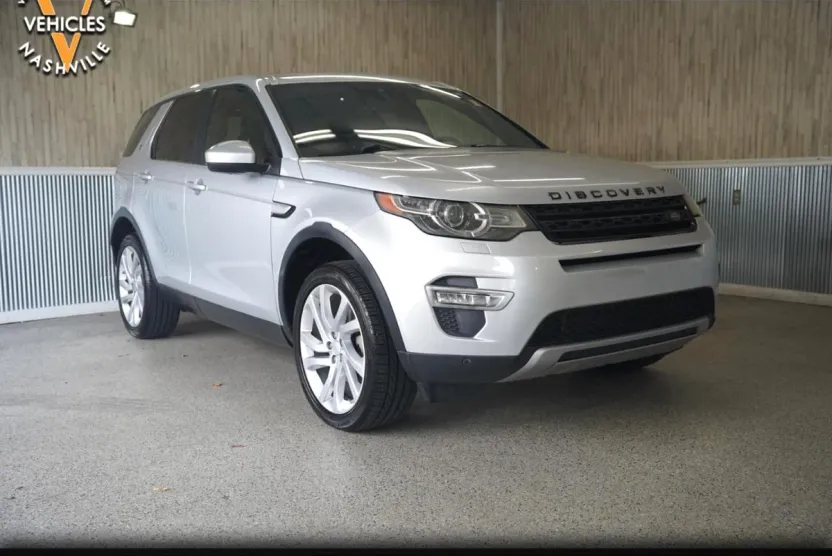 2016 Land Rover Discovery Sport HSE LUX photo 1