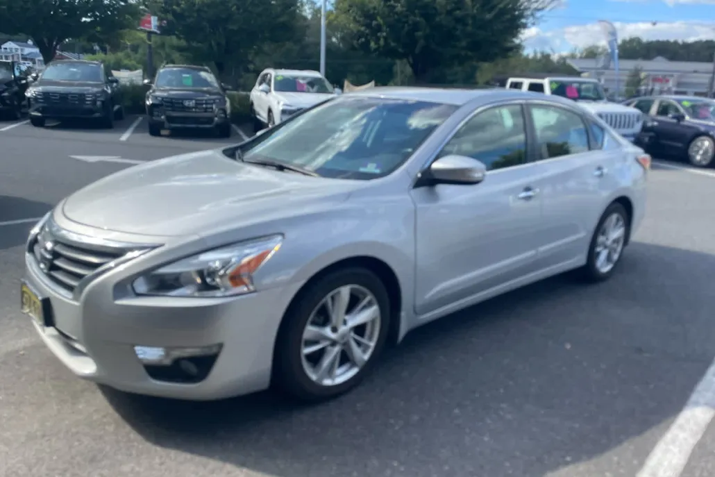 2015 Nissan Altima 2.5 SL photo 1