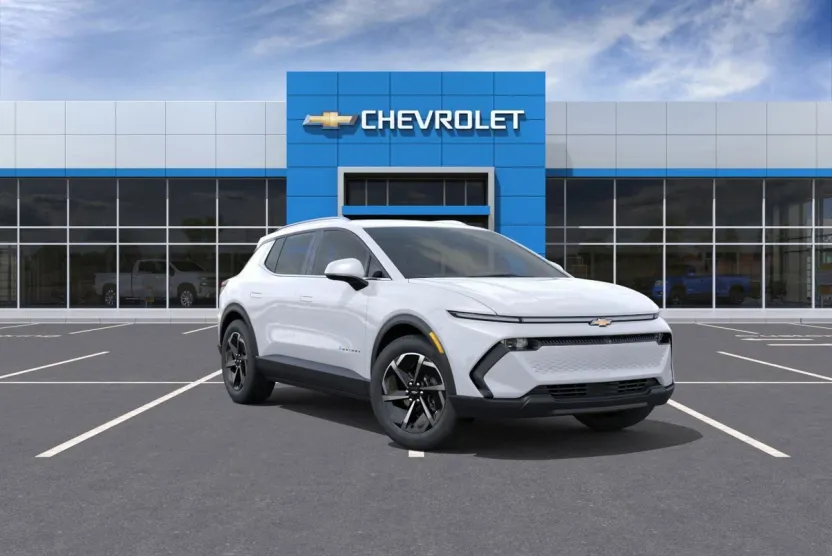 2026 Chevrolet Equinox EV 1LT photo 1