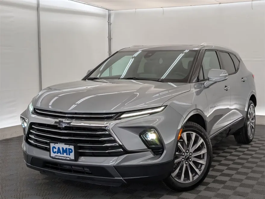 2025 Chevrolet Blazer Premier photo 1