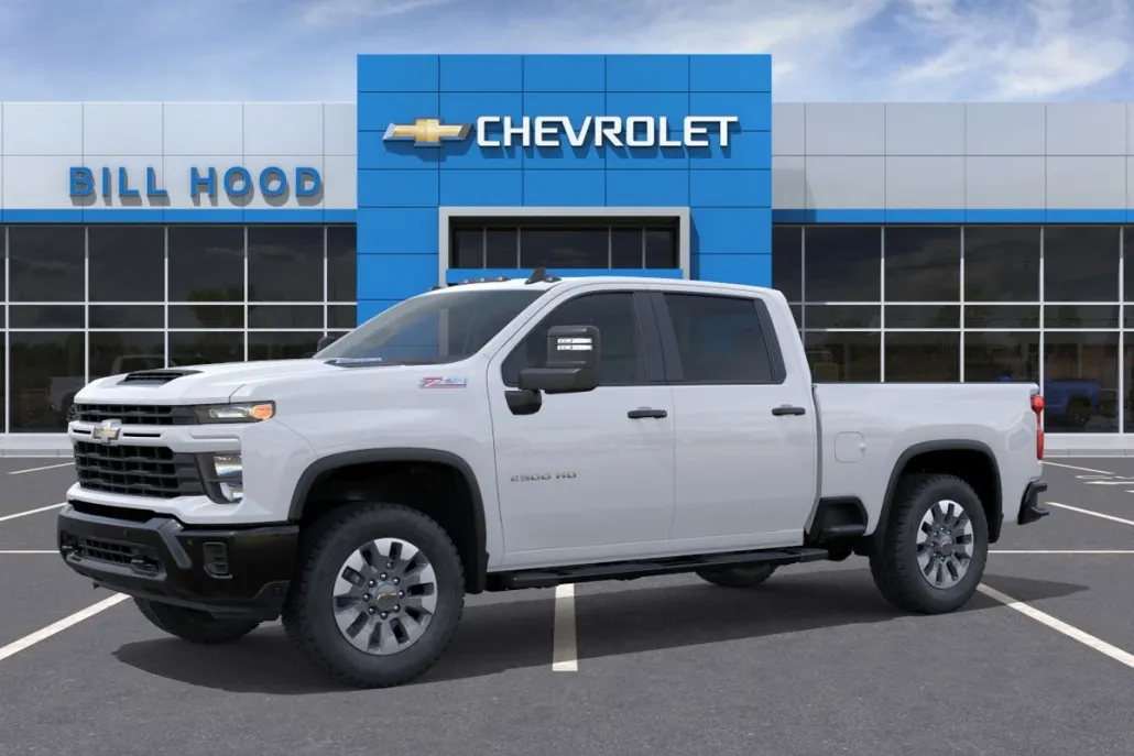 2025 Chevrolet Silverado 2500HD Custom photo 1