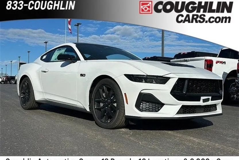 2025 Ford Mustang GT photo 1