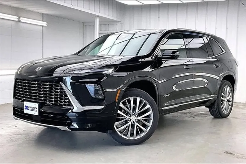 2026 Buick Enclave Avenir photo 1