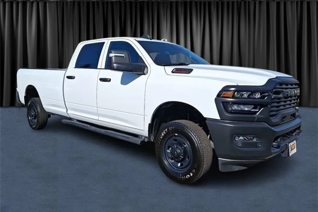 2025 Ram 2500 Tradesman photo 1