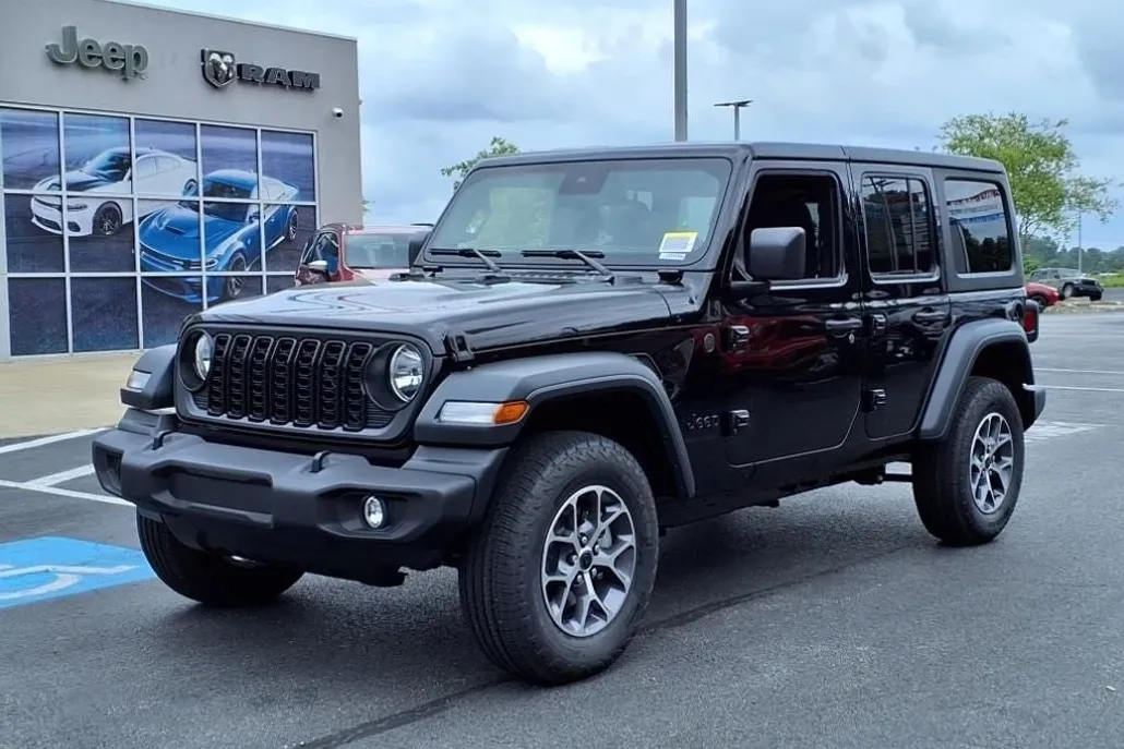 2025 Jeep Wrangler Sport S photo 1