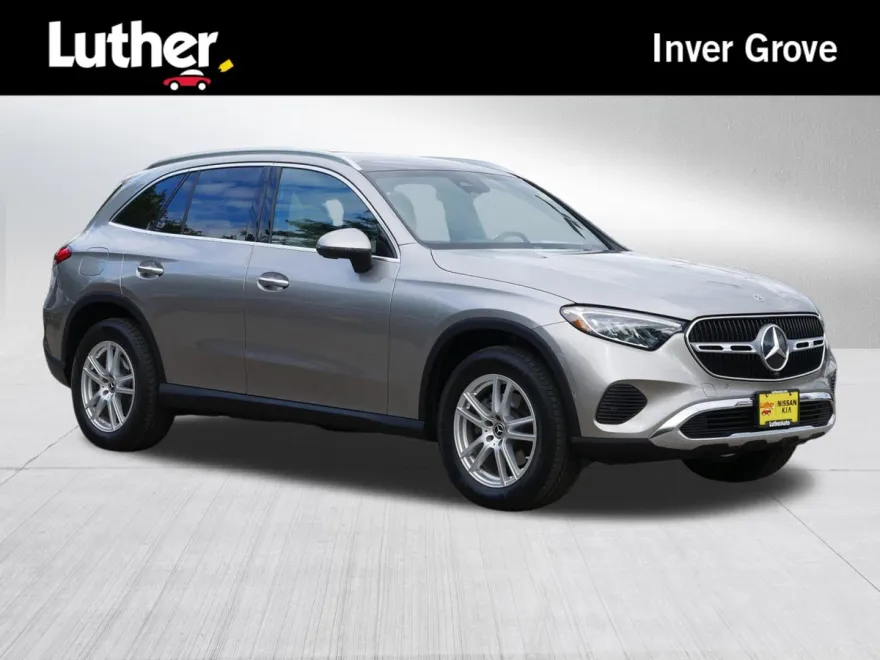 2023 Mercedes Benz GLC 300 4MATIC photo 1