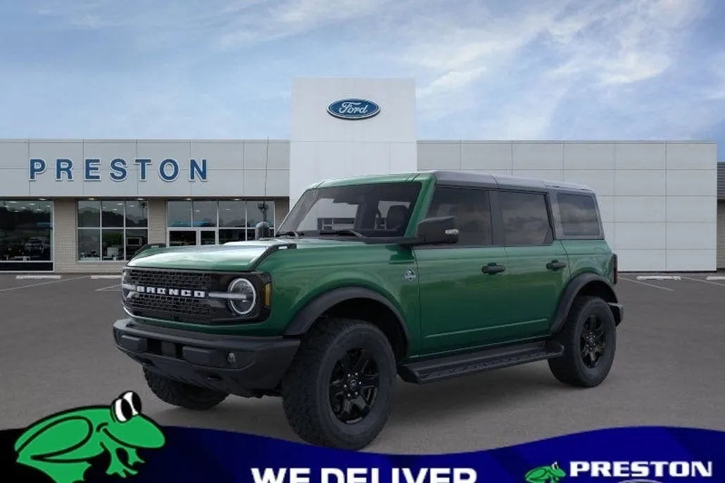 2025 Ford Bronco Outer Banks photo 1