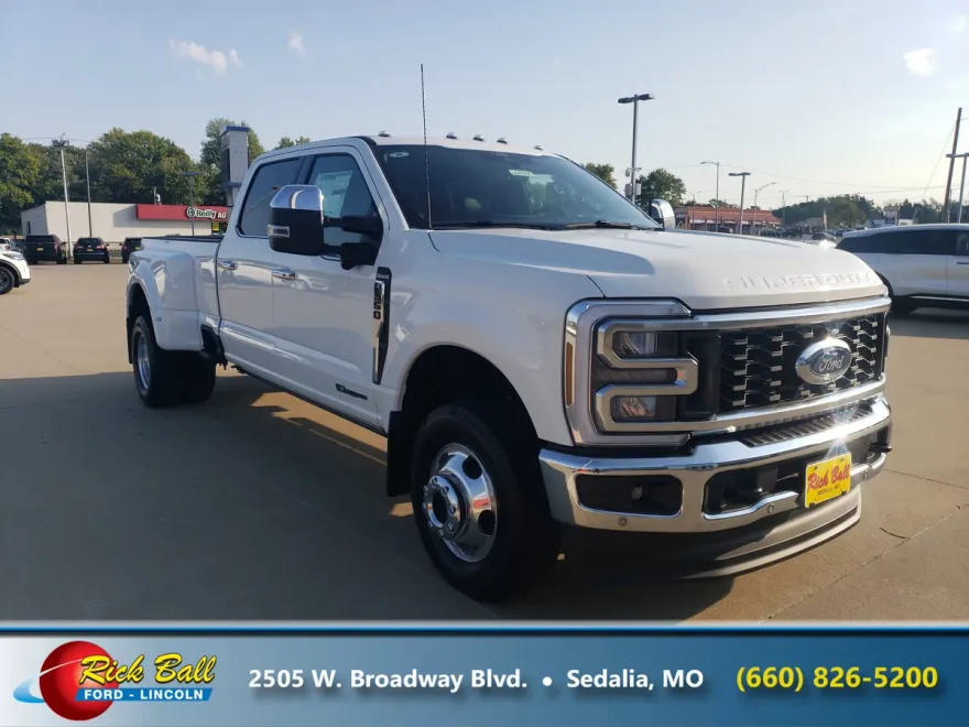 2026 Ford F-350 King Ranch photo 1