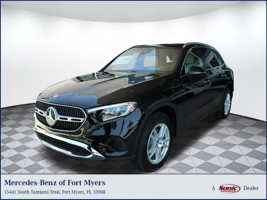 2025 Mercedes Benz GLC 300 photo 1