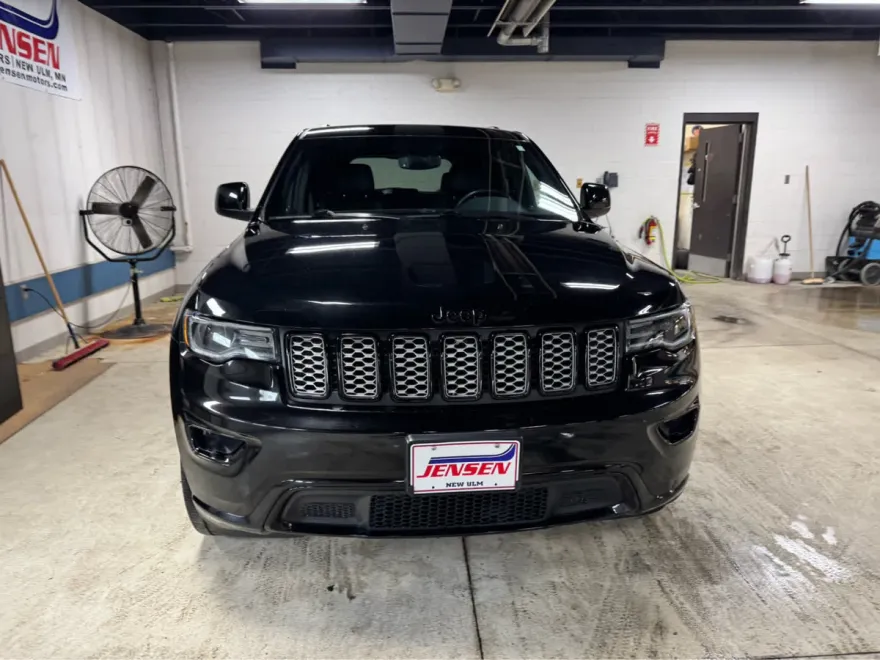 2022 Jeep Cherokee Laredo X photo 1