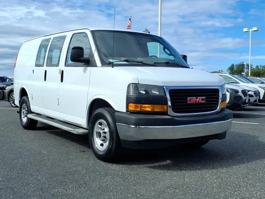 2023 Gmc Savana 2500 Cargo photo 1