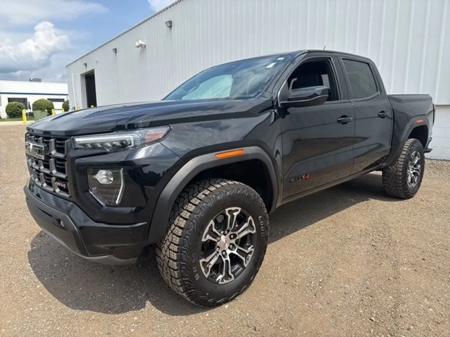 2023 Gmc Canyon AT4 photo 3