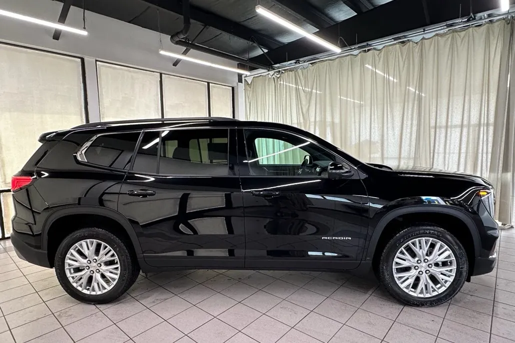 2026 Gmc Acadia Elevation photo 1