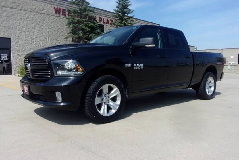 2016 Ram 1500 Sport photo 1
