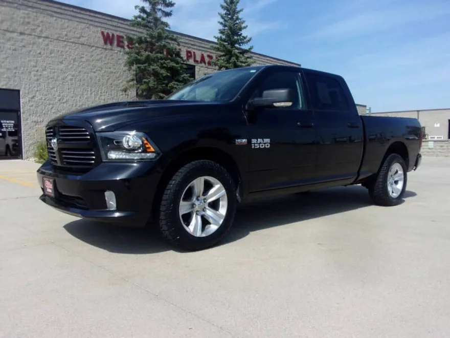 2016 Ram 1500 Sport photo 1