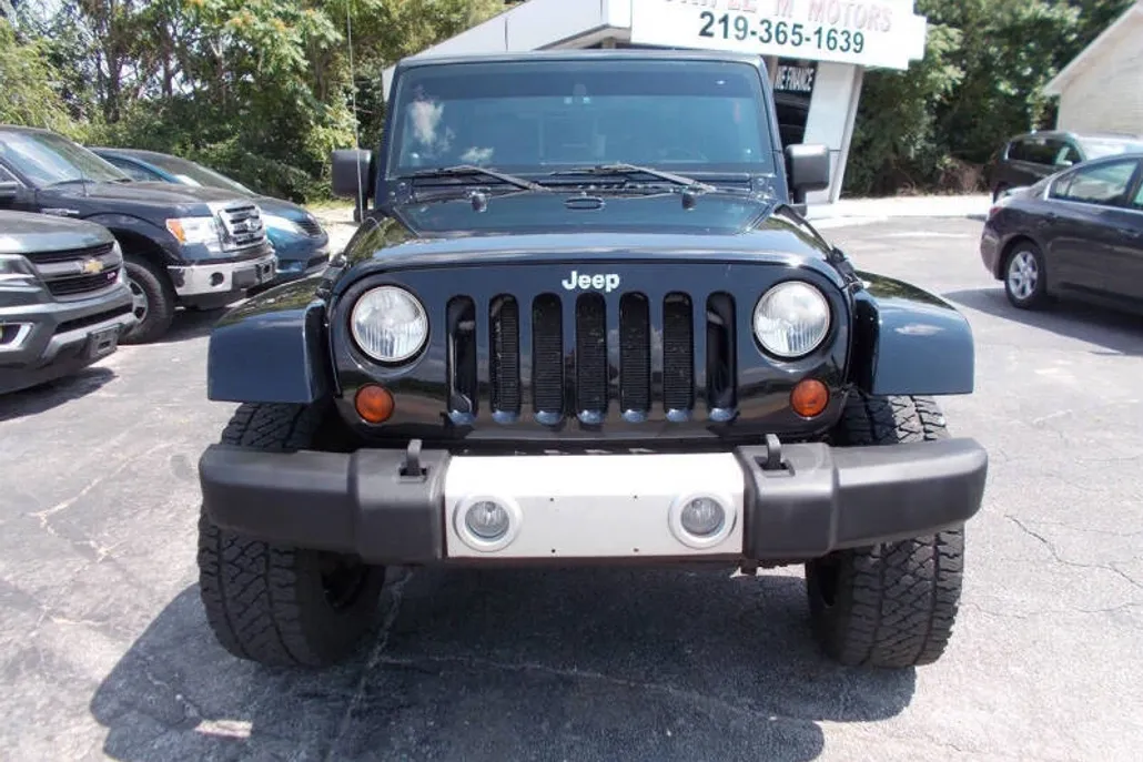 2008 Jeep Wrangler Unlimited Sahara photo 1