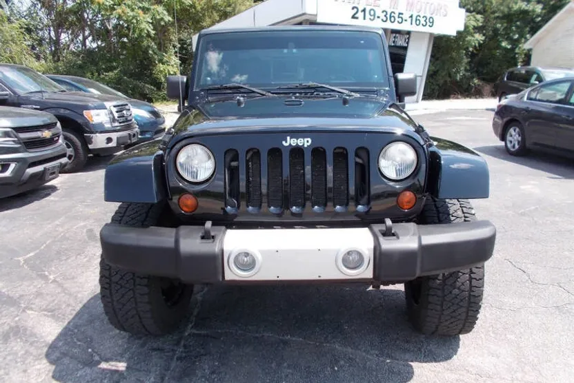 2008 Jeep Wrangler Unlimited Sahara photo 1