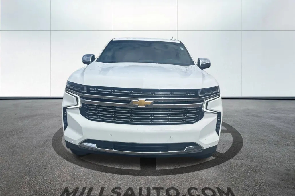 2023 Chevrolet Suburban Premier photo 1