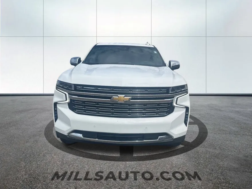 2023 Chevrolet Suburban Premier photo 1