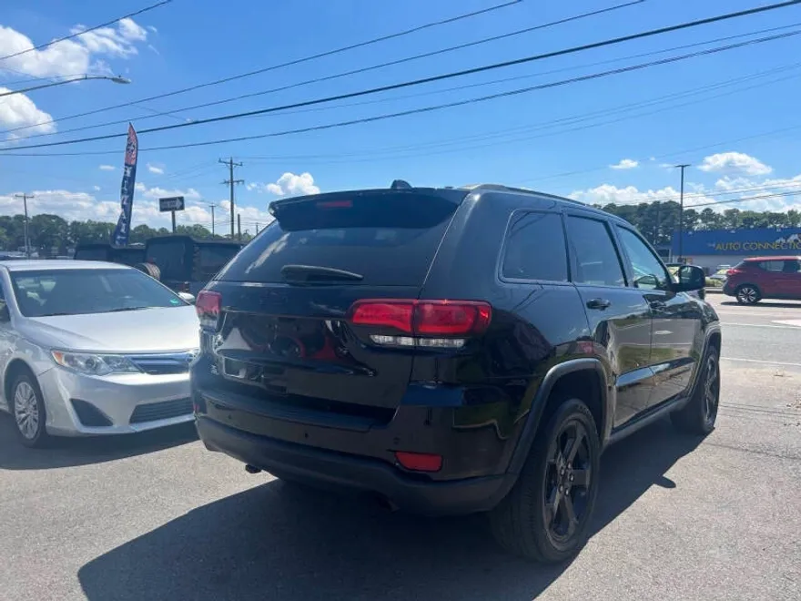 2019 Jeep Grand Cherokee Upland photo 1