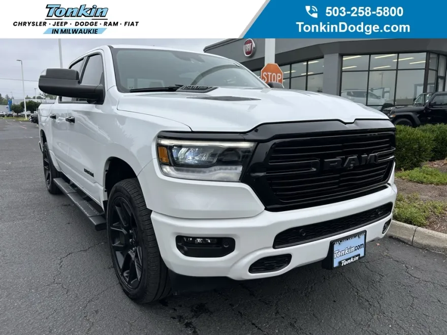 2024 Ram 1500 Laramie photo 1