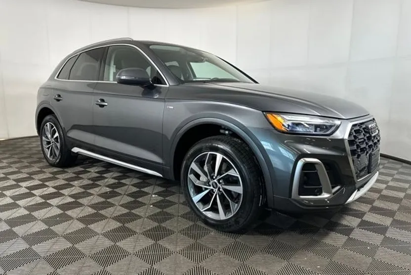 2023 Audi Q5 45 S line Premium photo 1