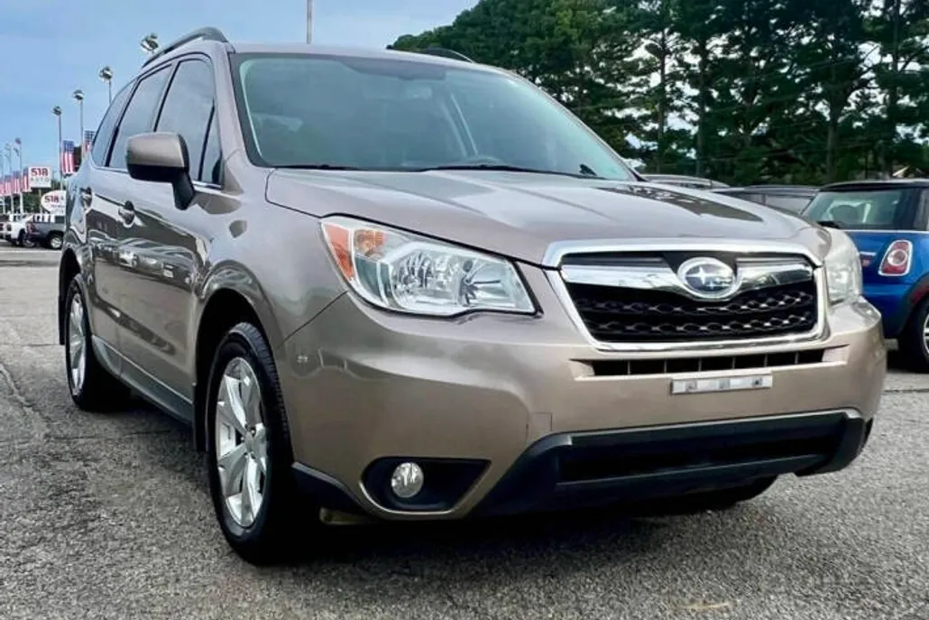 2014 Subaru Forester Limited photo 1
