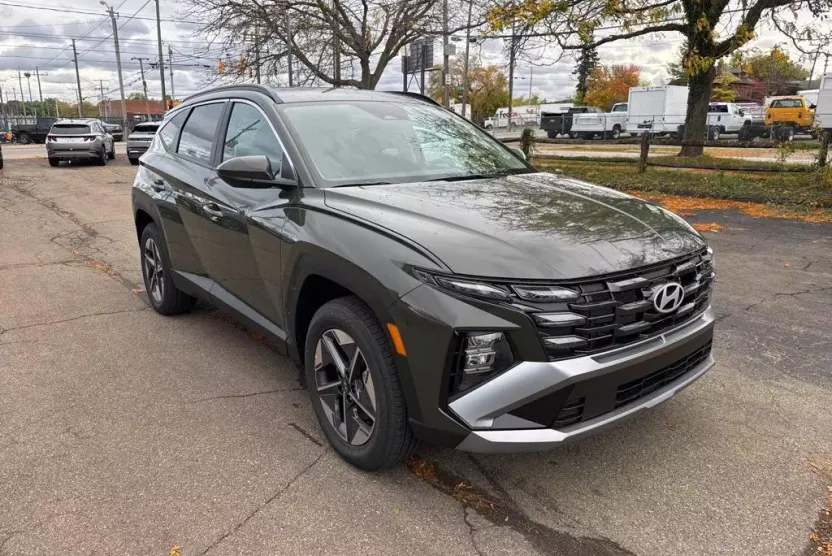 2026 Hyundai Tucson SEL photo 1