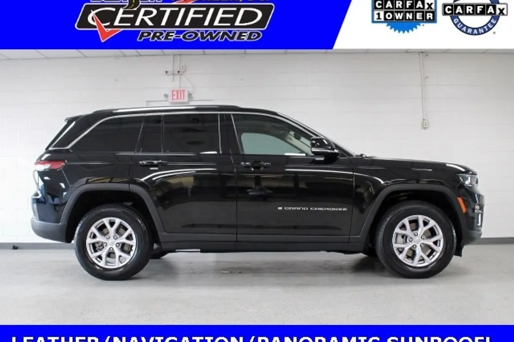 2022 Jeep Grand Cherokee Limited Sport photo 1