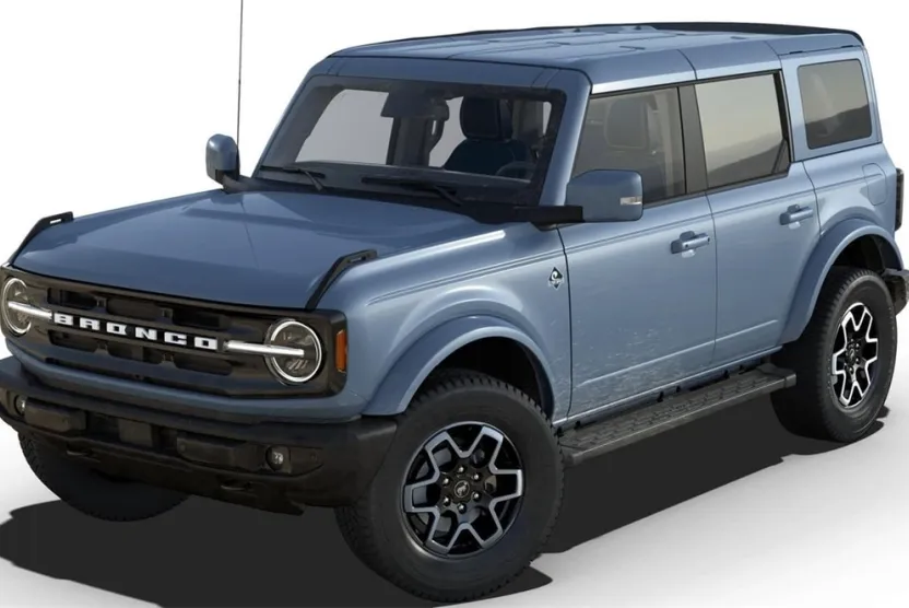 2025 Ford Bronco Outer Banks photo 1