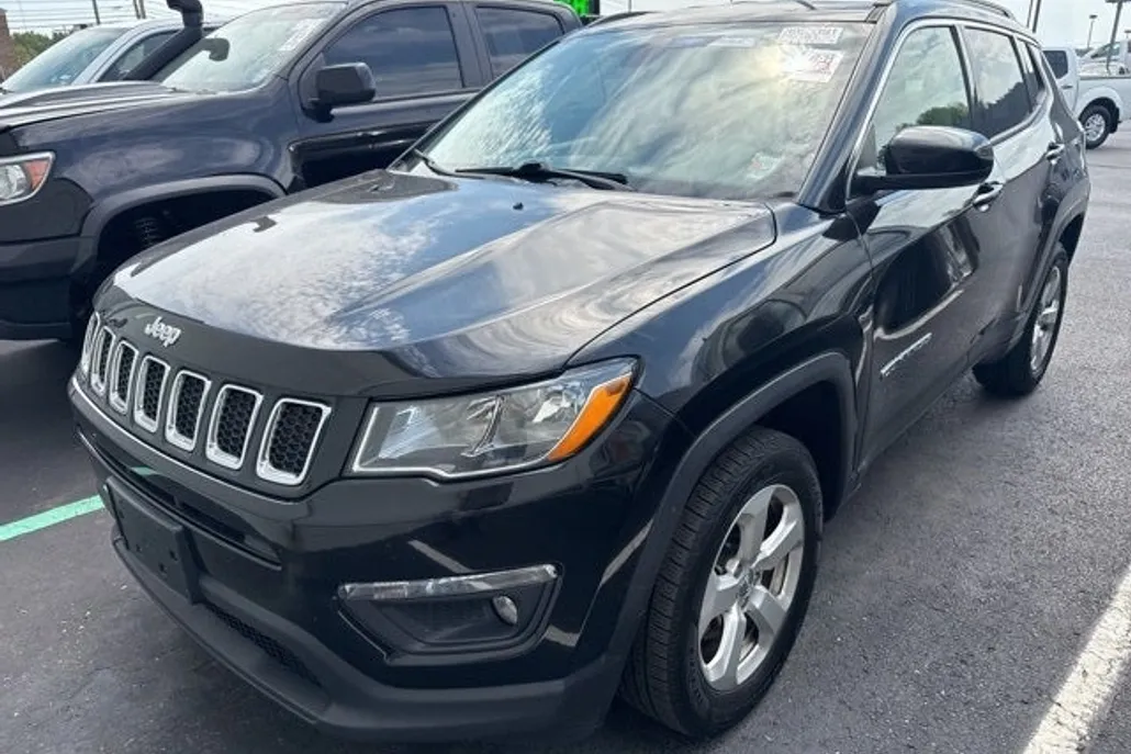 2018 Jeep Compass North Edition Latitude photo 1