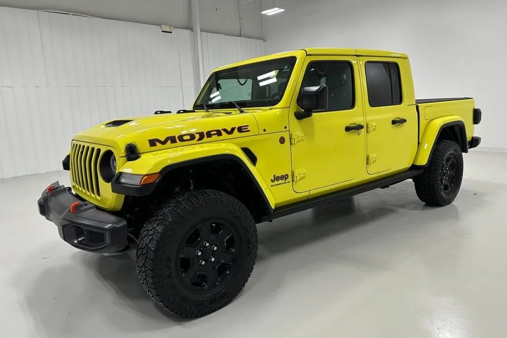 2023 Jeep Gladiator Mojave photo 1