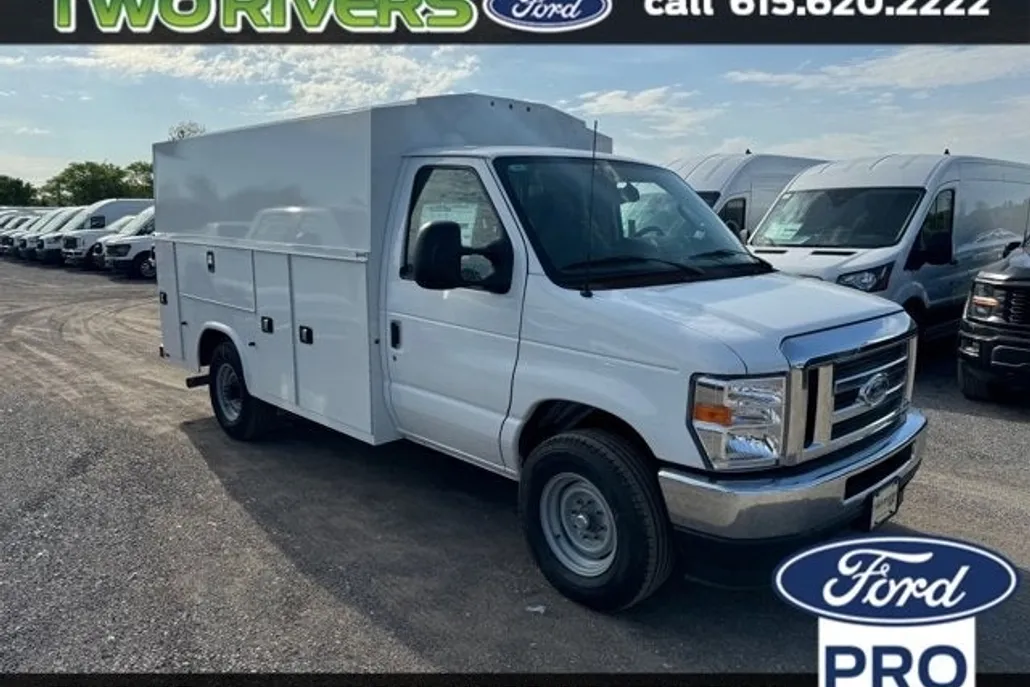 2025 Ford E-350 Base photo 1