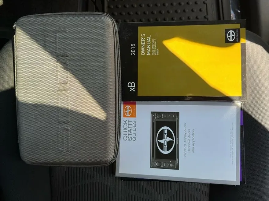 2015 Scion xB Base photo 18