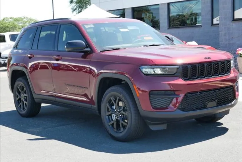 2025 Jeep Grand Cherokee Altitude X photo 1