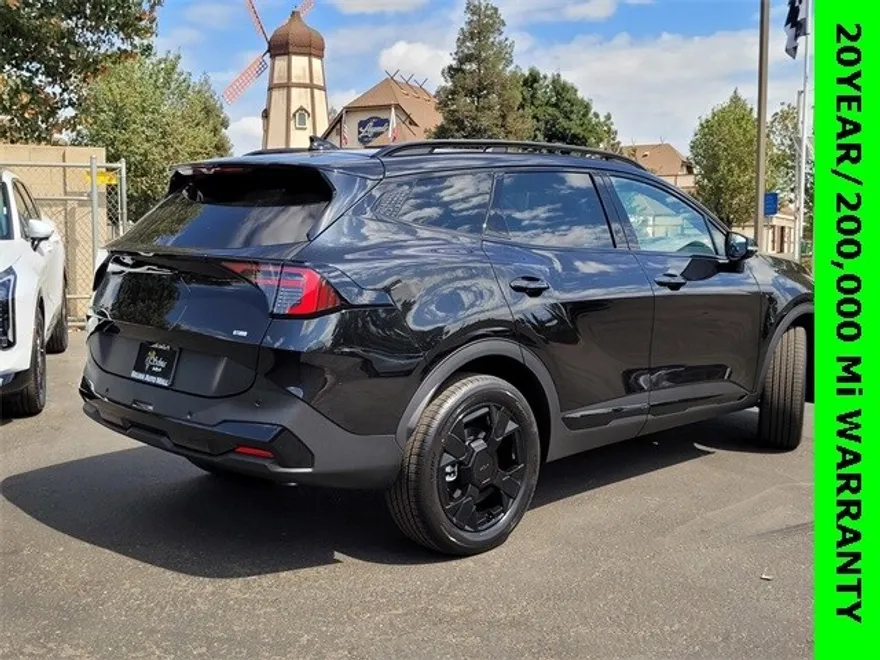 2026 Kia Sportage Hybrid X-Line photo 1