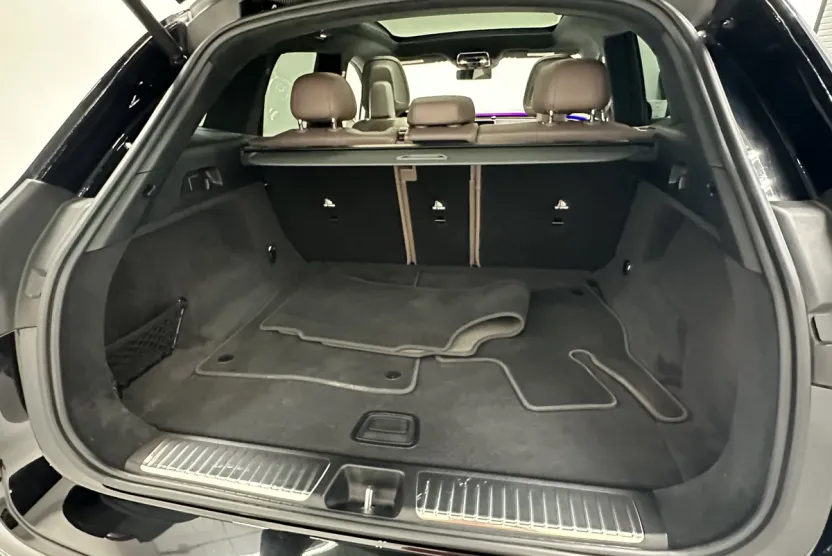 2023 Mercedes Benz EQE SUV 500 4MATIC photo 1