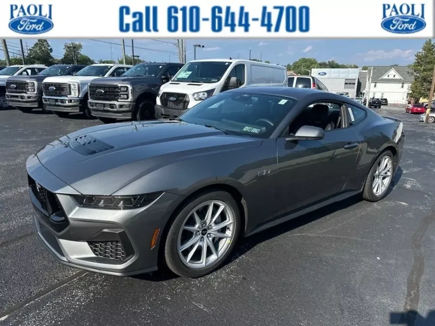 2025 Ford Mustang GT Premium photo 1