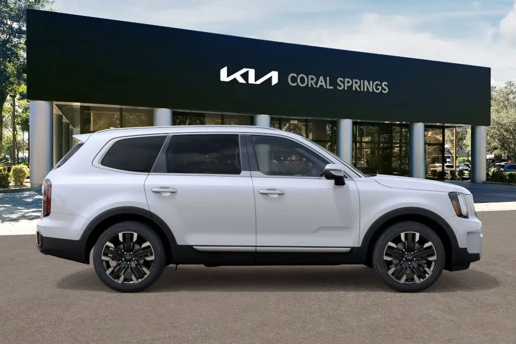 2025 Kia Telluride SX photo 1