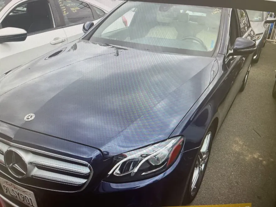 2019 Mercedes Benz E 300 photo 1