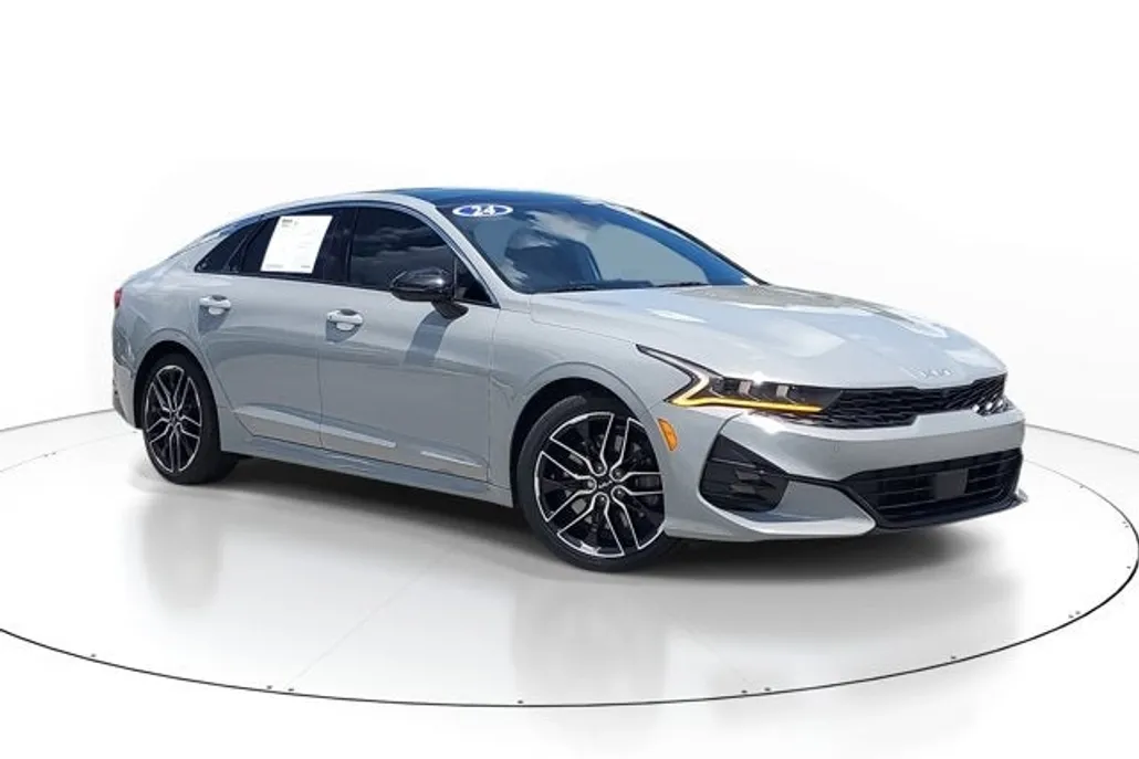 2024 Kia K5 GT photo 1